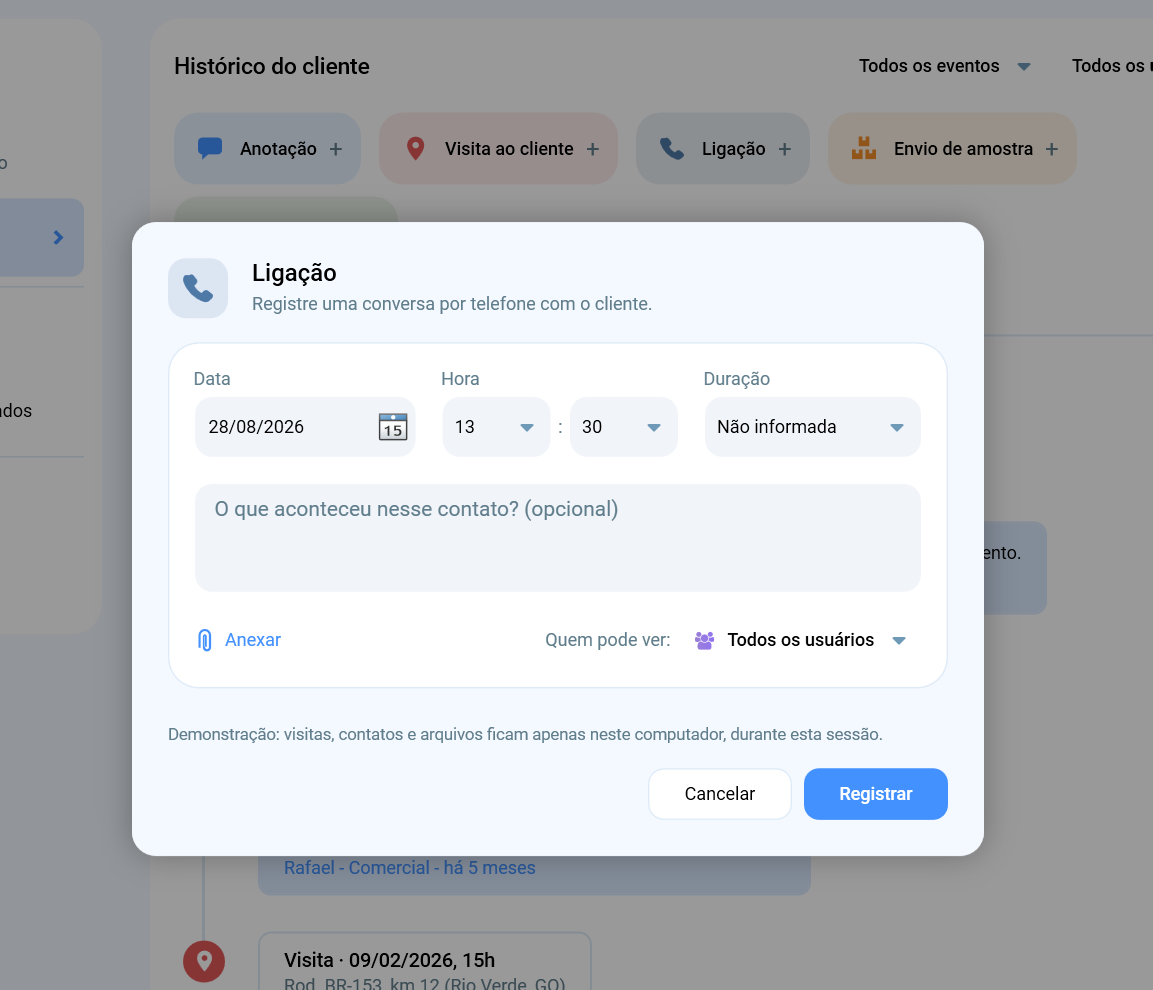 Registro de interação com cliente em um CRM integrado ao BI comercial